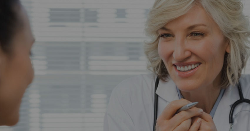 Four Rules for Interviewing for Residency Doctor with patient